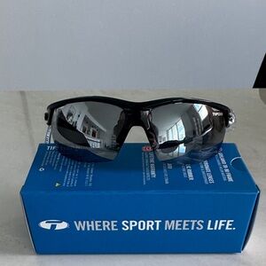 Black Frame with Gray/Black Mirrored Lenses Sports Sunglasses